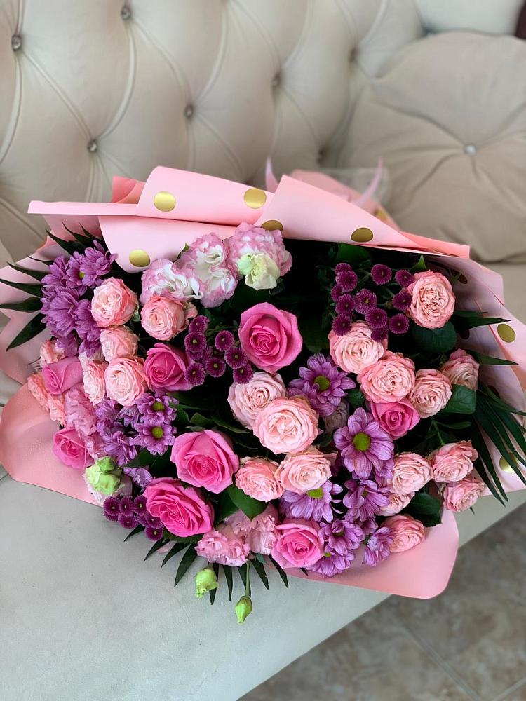 Букет цветов из: Хризантемы, Розы и Лизиантусы в Барышево