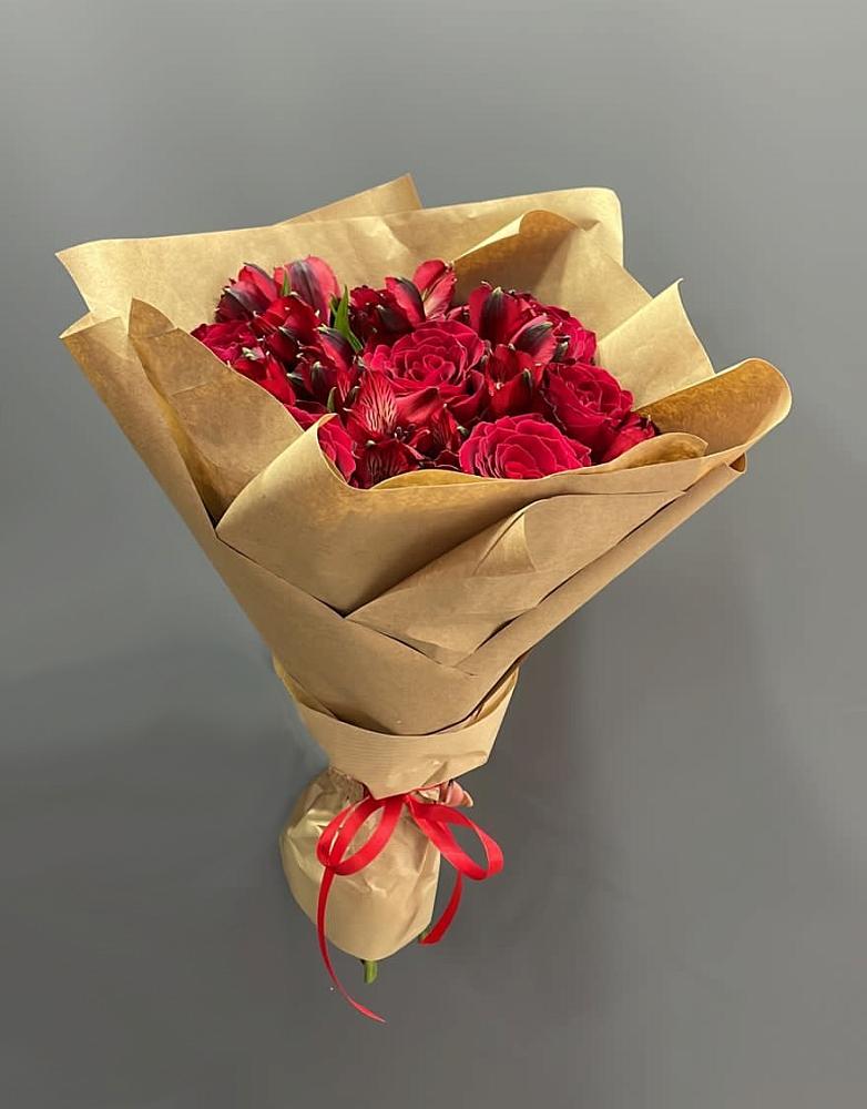 Букет цветов из: Альстромерии и Розы в Барышево