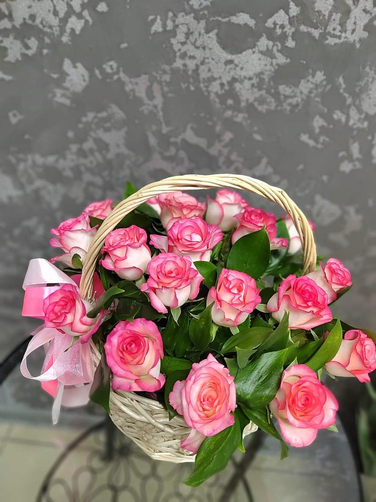 Цветочная композиция из Розы в корзине в Барышево
