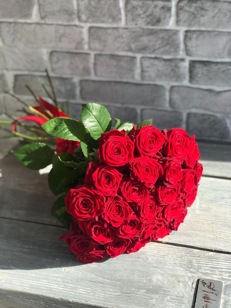 Букет Красные розы Фридом в Барышево