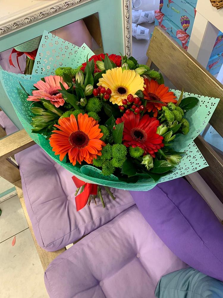 Букет цветов из: Герберы, Хризантемы и Альстромерии в Барышево