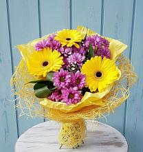 Букет цветов из:  Хризантемы и Герберы #REPLACE_PRED# Барышево