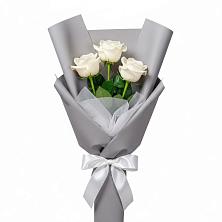 Букет 3 белые розы в Барышево