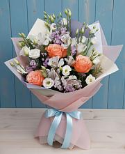 Букет цветов из:  Лизиантусы, Розы, Альстромерии и Гипсофила в Барышево
