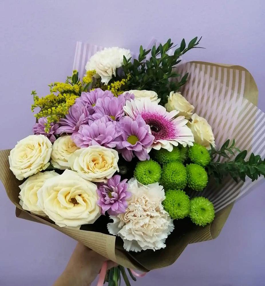 Букет цветов из: Хризантемы, Розы, Гвоздики и Герберы в Барышево