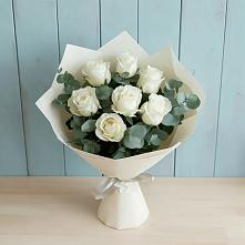 Букет Белые розы в Эвкалипте в Барышево
