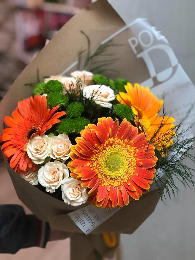 Букет цветов из: Герберы, Хризантемы и Розы в Барышево